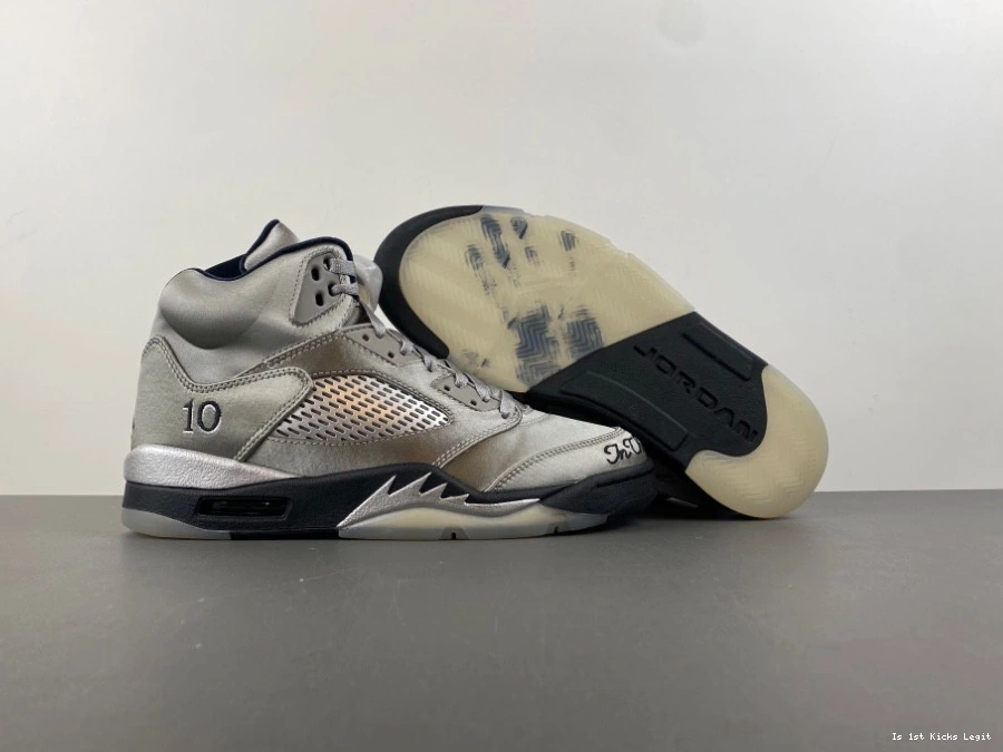 Retro  (Women's) (2025) Wings Jordan IO2038-001 5 0104